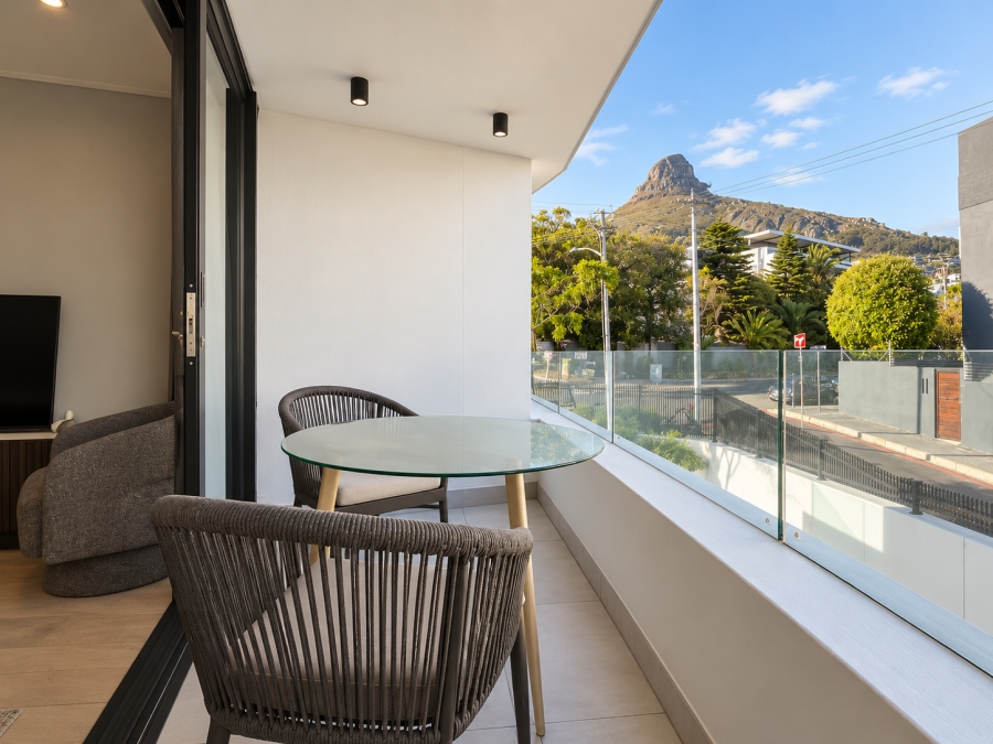 1 Bedroom Property for Sale in Sea Point Western Cape